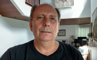 O pastor Lamartine Posella falou sobre o coronavírus sob a perspectiva bíblica do fim dos tempos. (Foto: YouTube/Lamartine Posella)