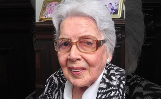 Aos 91 anos, Dyrce de Laponte Machado Brandão leu a Bíblia 89 vezes. (Foto: Arquivo Pessoal)
