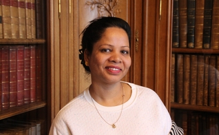 Asia Bibi foi presa e condenada à morte no Paquistão sob falsas acusações de blasfêmia contra o islã, porém a forte pressão internacional contribuiu para que ela fosse libertada. (Foto: Aid To The Church In Need)