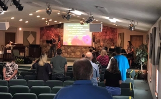 A Igreja Batista de Plymouth, uma congregação de 35 pessoas nos EUA, tocou milhares no Paquistão. (Foto: Plymouth Baptist Church)