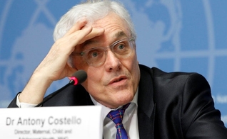 Anthony Costello durante coletiva de imprensa em Genebra, em 2016. (Foto: Reuters)