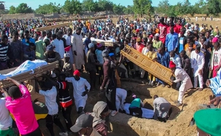 Apenas no primeiro semestre de 2021, jihadistas fulani assassinaram pelo menos 1.909 cristãos em ataques. (Foto: AFP via Getty Images/Audu Marte).
