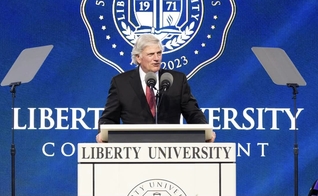 Pastor Franklin Graham na Liberty University. (Foto: Facebook Franklin Graham)