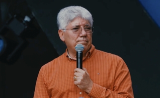 Durante o The Send Brasil 2026, Pr. Hernandes Dias Lopes destaca a urgência da missão cristã. (Foto: Reprodução/YouTube/Dunamis Movement)