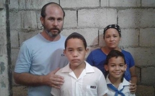 Família judia cubana sofre perseguição religiosa no país. (Foto: Reprodução/CSW)