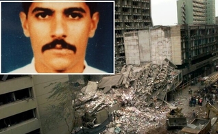 Al-Masri, um dos membros fundadores da Al Qaeda, foi acusado nos Estados Unidos pelos atentados mortais de 1998 contra as embaixadas dos EUA no Quênia e na Tanzânia, que deixaram 224 mortos e centenas de feridos. (Imagem: FBI.gov / Reprodução)