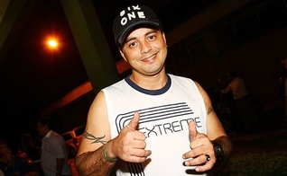 Após se envolver em um acidente de carro, foi anunciado pela assessoria da dupla, o fim das atividades