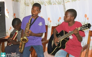 Escola de Música Remix