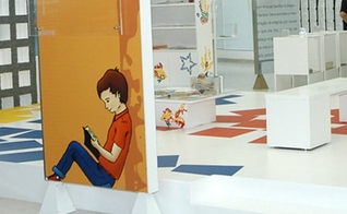 O Museu da Bíblia é mantido pela Sociedade Bíblica do Brasil, em parceria com a prefeitura de Barueri (SP).