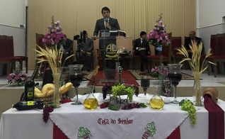 Pastor Dilmo dos Santos visitou a Assembléia de Deus Madureira de Caruaru e teve a oportunidade de ministrar uma palavra à igreja local.