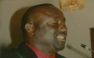Pastor Keneth Green, de 56 anos de idade, deixa esposa e três filhos.