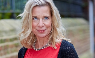 Katie Hopkins é uma celebridade e colunista britânica, que tem assumido a aversão a qualquer tipo de religião. (Foto: Telegraph)