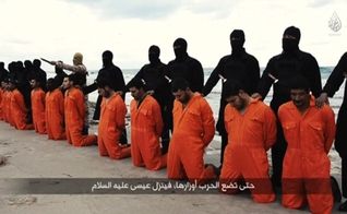 Cristãos convertidos foram batizados nas margens do mesmo mar onde 21 cristãos coptas foram decapitados pelo grupo terrorista Estado Islâmico. (Foto: IBTimes)