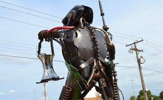 O monumento criado pelo escultor Genival Soares foi inaugurado no dia 13 de maio de 2013 e retirado do na última terça-feira, 26 de janeiro. (Foto: Reprodução/ Tangara Online)