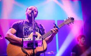 Pastor Antônio Cirilo, fundador e líder do ministério de louvor Santa Geração. (Foto: Reprodução/Facebook)