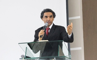 Cirilo Gonçalves quer evangelizar jogadores, ex-jogadores e outros profissionais do esporte. (Foto: Reprodução/Facebook)