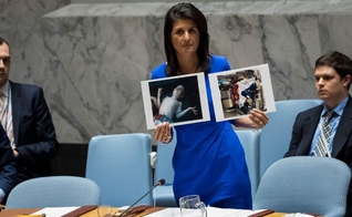 A embaixadora dos Estados Unidos na ONU, Nikki Haley, se tornou uma grande defensora de Israel. (Foto: Drew Angerer/Getty Images)