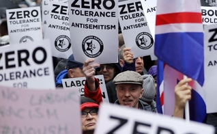 Antissemitismo leva manifestantes às ruas na Europa. (Foto: AFP)