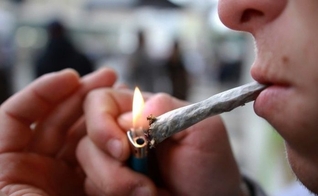 Brasil: Pauta sobre a liberação de porte e uso recreativo da maconha volta ao STF em 2019. (Foto: Reprodução)