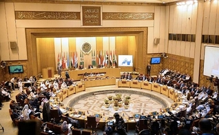 Visão geral de uma reunião dos ministros das Relações Exteriores da Liga Árabe na sede da organização na capital egípcia, Cairo, em 11 de setembro de 2018. (Foto: Mohamed El-Shahed/AFP)