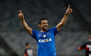 Fred tem colhido os frutos de sua mudança até mesmo em sua carreira no futebol. (Foto: Fernando Michel)