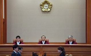 Tribunal Constitucional da Coreia do Sul diz que lei que proíbe aborto no país é inconstitucional. (Foto: Jung Yeon-je/Reuters)