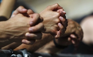 Missionários russos são alvos de lei baseada em restrição religiosa. (Foto: Thomas Peter/Reuters)