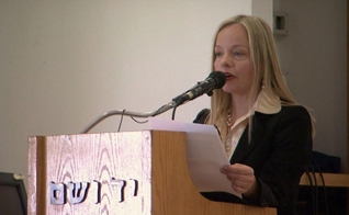 Susanna Kokkonen lança “Hope for Persecuted People”, para unir forças entre cristãos e judeus contra a perseguição religiosa. (Foto: Reprodução/CBN News)