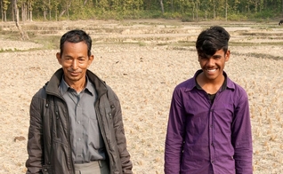 Homens se livraram de um acidente que poderia ser mortal através da oração. (Foto: Gospel For Asia)