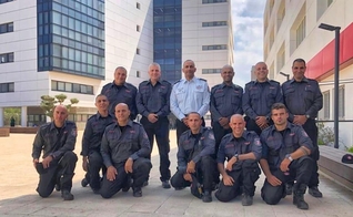 Delegação com 11 especialistas em incêndios florestais chega em Brasília nesta quarta-feira (4). (Foto: Embaixada de Israel)