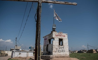 Ruínas deixadas por terroristas do Estado Islâmico. (Foto: Carl Court/Getty Images)