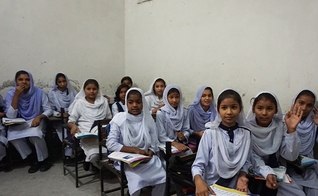 Meninas cristãs paquistanesas. (Foto: Reprodução/BF)