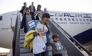 Judeus russos chegam em Israel. (Foto; Reprodução/JTA)