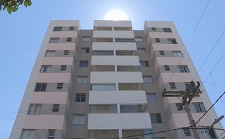Prédio onde a menina de 10 anos caiu do 9º andar, em Belo Horizonte. (Foto: Reprodução/TV Globo)
