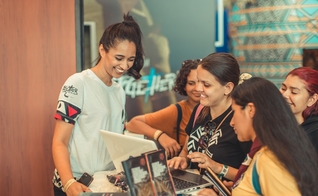 Com o foco em voluntariado, o Together prevê a participação de cerca de 10 mil pessoas. (Foto: Divulgação)