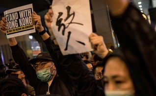 Protestos em Hong Kong reivindicam democracia. (Foto: Chris McGrath/Getty)