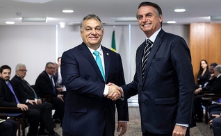 Primeiro-ministro da Hungria, Viktor Orbán, ao lado do presidente Jair Bolsonaro. (Foto: Assessoria de Imprensa do Primeiro-Ministro/Balázs Szecsődi)
