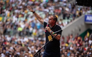 Luiz Hermínio em ministração no The Send Brasil, no Allianz Parque. (Foto: Instagram/Luiz Hermínio)