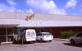 Fachada do Hospital Geral de Camaçari (HGC), onde o homem está internado. (Foto: Reprodução/Bahia Comenta)