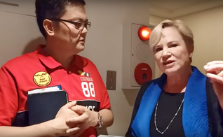 Heidi Baker com o pastor Hiram Pangilinan em Manila em 13 de março de 2020. (Foto: Reprodução/God Reports)