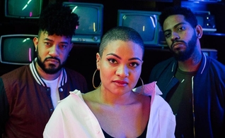 Nova formação do Preto no Branco, da esquerda para a direita: Silas, Fadi e Luã. (Foto: Divulgação)