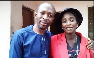 Pastor Bileya e esposa tinham 8 filhos. (Foto: Facebook/Hausa Christians Foundation)