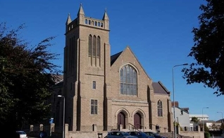 Igreja Presbiteriana de Hamilton Road, na Irlanda do Norte. (Foto: Reprodução / Albert Bridge)