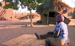 Cristãos sofrem com frequentes ataques por sua fé. (Foto: Reeprodução / UGCN)