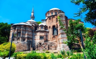 Igreja Ortodoxa de São Salvador tem importância histórica para a Turquia e terá suas pinturas cristãs e afrescos encobertos para se transformar em Mesquita. (Foto: kathimerini)