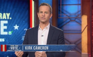 Kirk Cameron é ator e apresentador, conhecido por sua participação filmes como "À Prova de Fogo" e "Deixados para Trás". (Imagem: TBN)