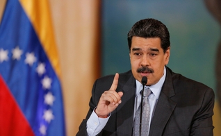 Presidente da Venezuela, Nicolás Maduro, durante entrevista coletiva em Caracas. (Foto: Manaure Quintero/Reuters)