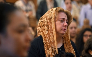 Os cristãos coptas do Egito sofreram ataques repetidos nos últimos anos. (Foto: Reprodução / AFP)