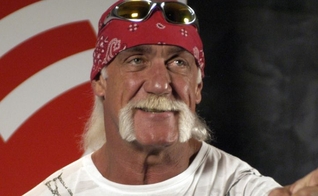Hulk Hogan é ator, lutador e apresentador do programa WWE. (Foto: The Guardian)