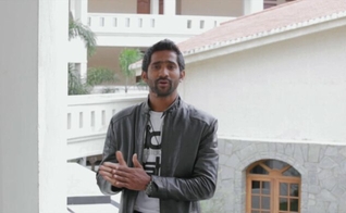 Sayeed Badshah agora é evangelista. (Foto: Reprodução / God Reports)